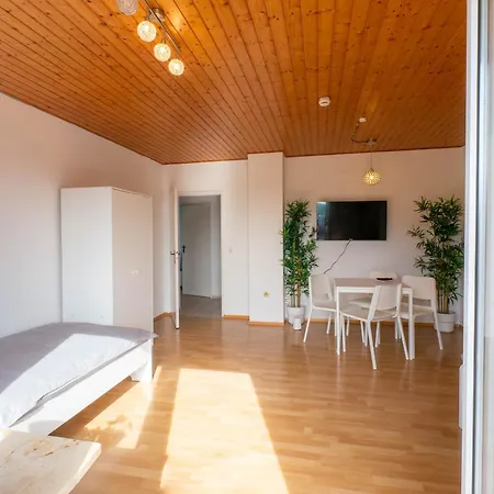 Bookandstay24 Com - Gundernhausen Bei Darmstadt, Frankfurt, Rhein Main Gebiet Apartment *