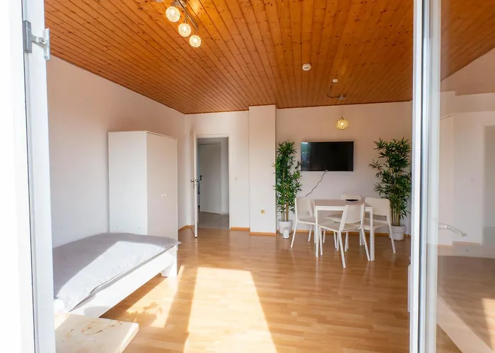 Bookandstay24 Com - Gundernhausen Bei Darmstadt, Frankfurt, Rhein Main Gebiet Apartment *